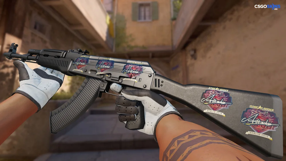 Sticker | Attacker (Gold) | Berlin 2019 Artwork