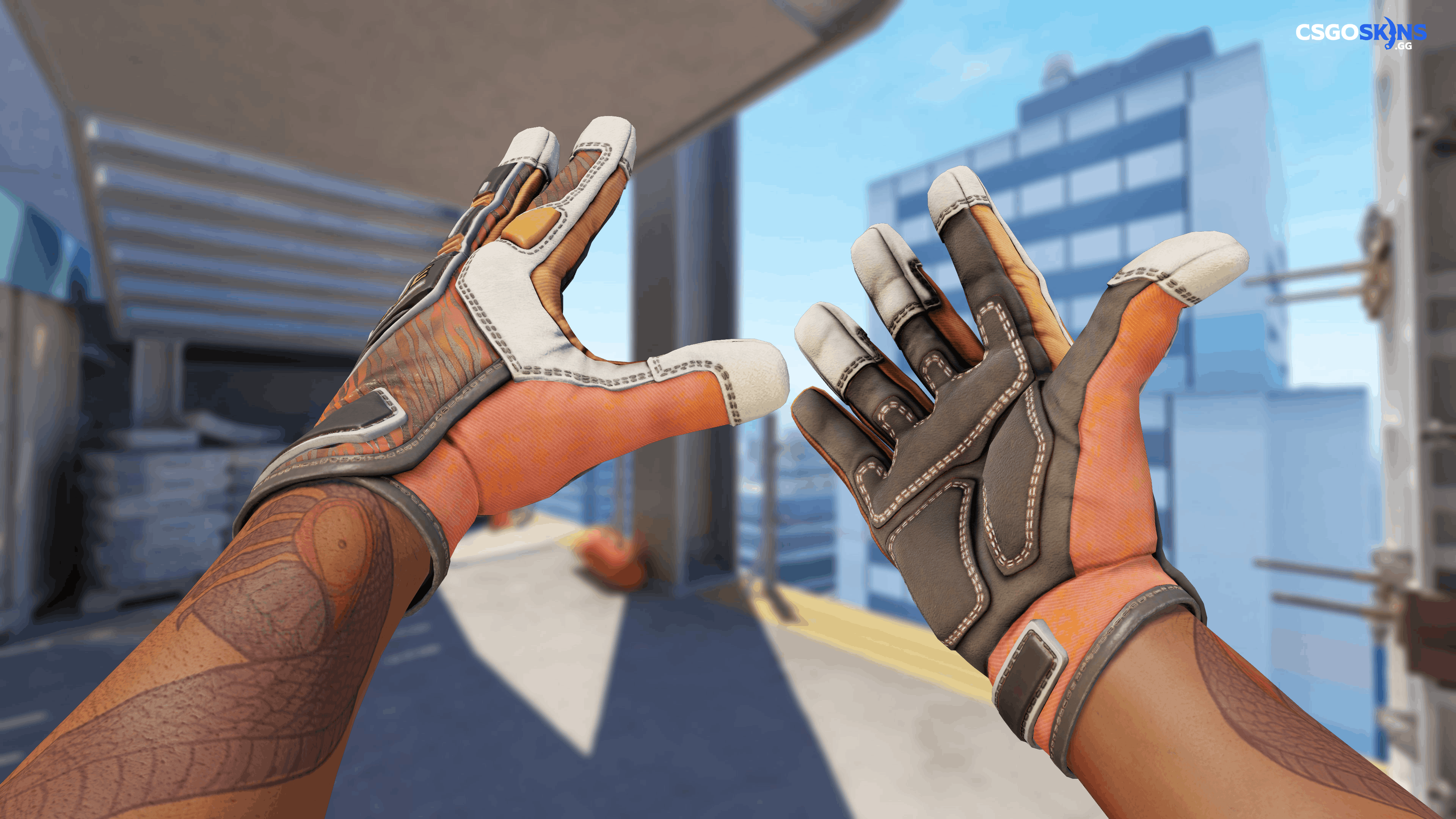★ Specialist Gloves | Tiger Strike Artwork